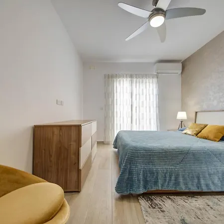 公寓 Beautiful 2 Bdr Penthouse Near Valletta Sleeps 6 Hamrun