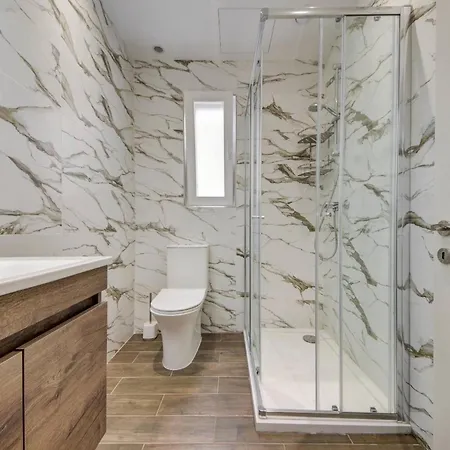 Beautiful 2 Bdr Penthouse Near Valletta Sleeps 6 公寓 *