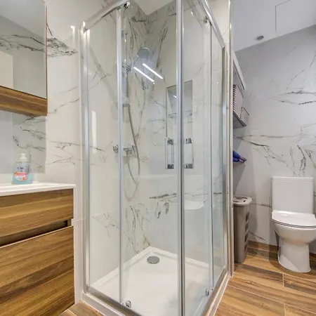 Beautiful 2 Bdr Penthouse Near Valletta Sleeps 6 公寓 Hamrun